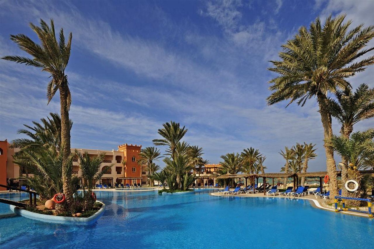 Готель Vincci Safira Palms Sangho Екстер'єр фото